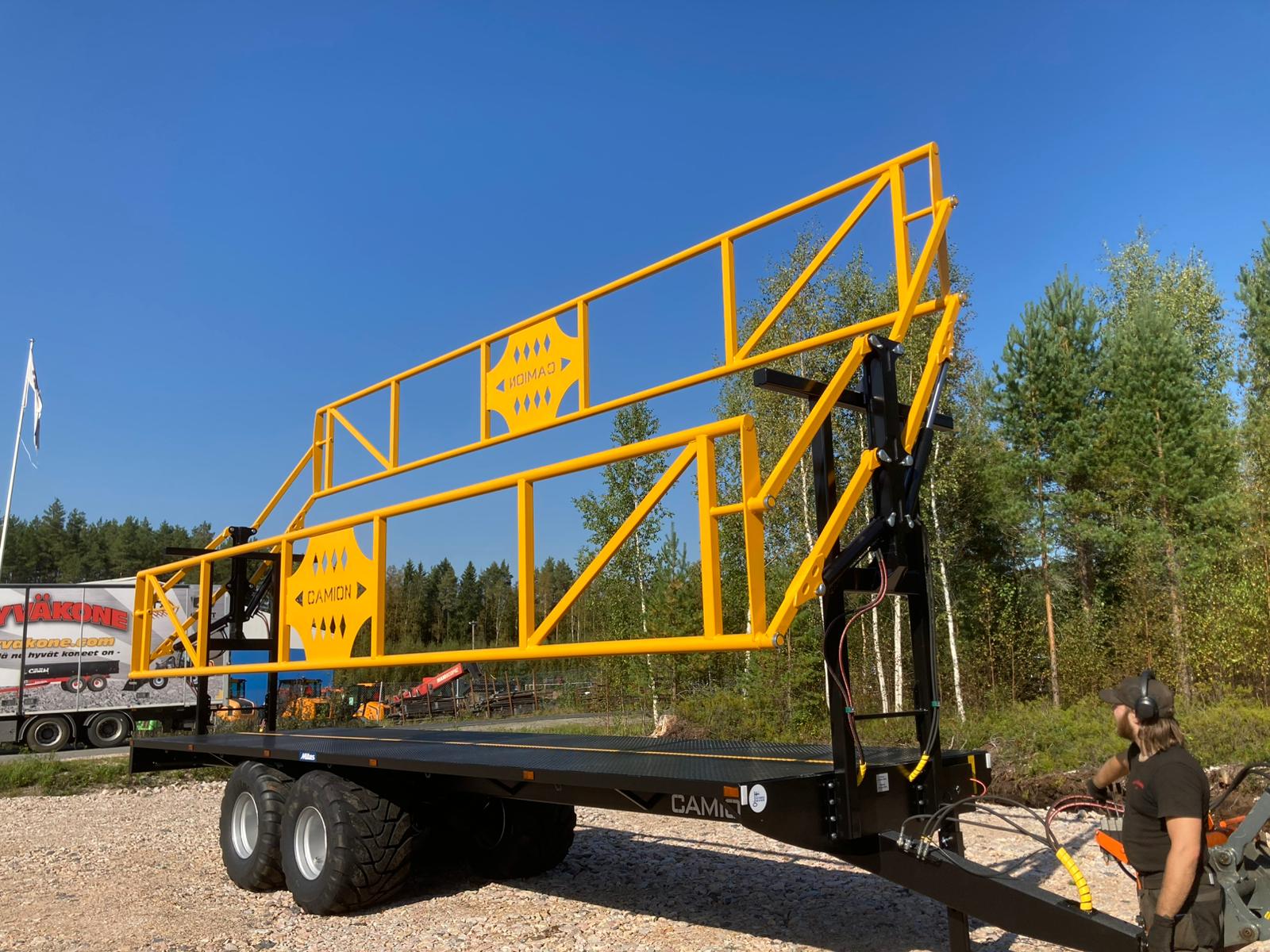 AQUiP Balvagn med hydrauliska bommar